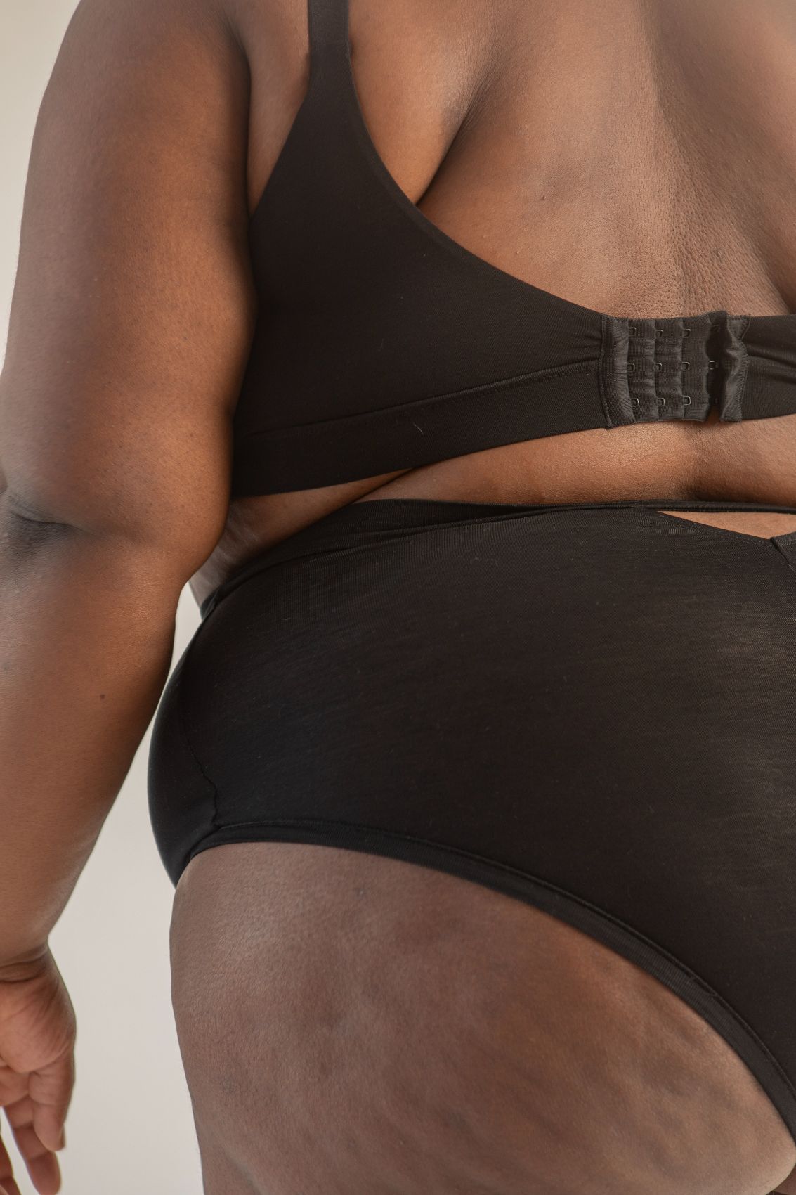 Plus Size Slip HETIJA