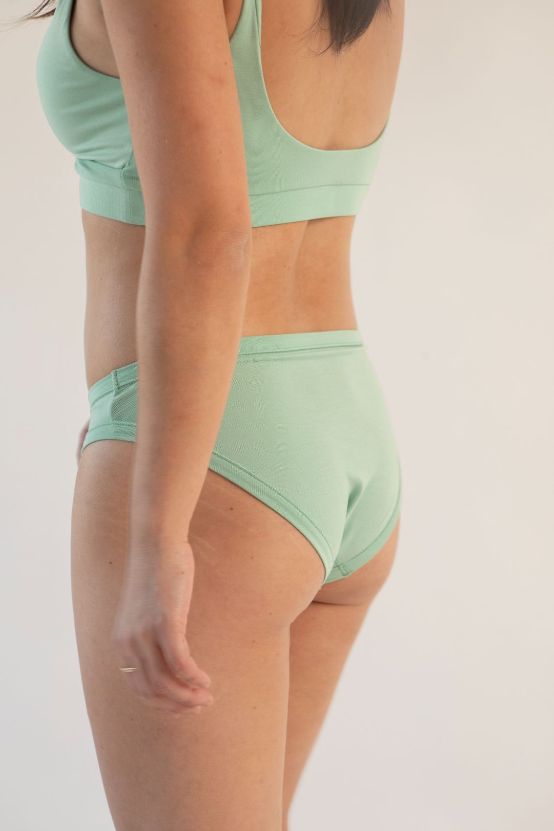 #farbe_sage green